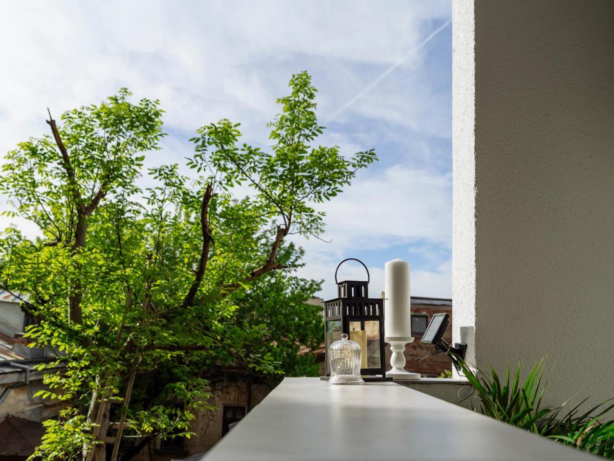 Bright 3Br Flat - Top Location - Green View Balcony 布加勒斯特 外观 照片