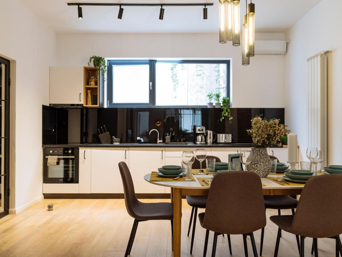 Bright 3Br Flat - Top Location - Green View Balcony 布加勒斯特 外观 照片